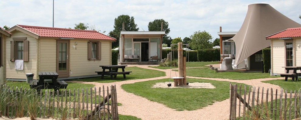 trekkershut-zeeland-zonneweelde.jpg