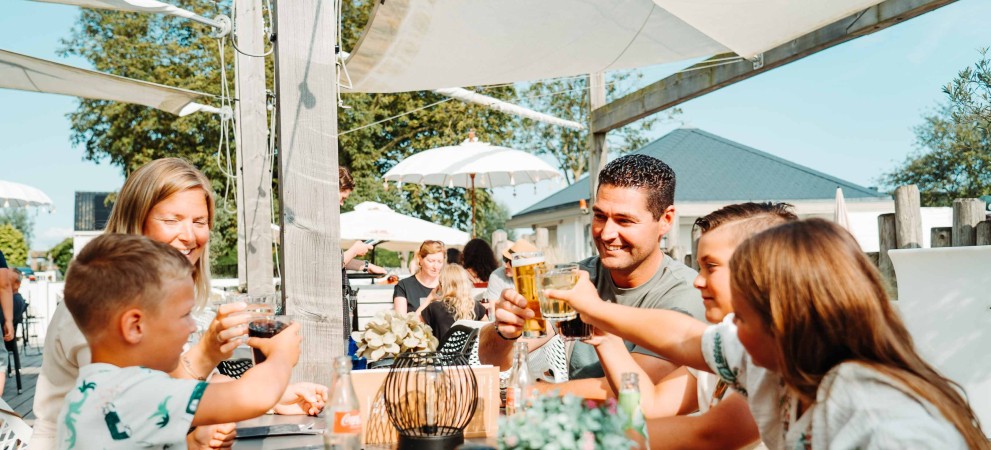 Piazza_zomer_2024_lowres (63 van 243).jpg Piazza_zomer_2024_lowres (63 van 243).jpg