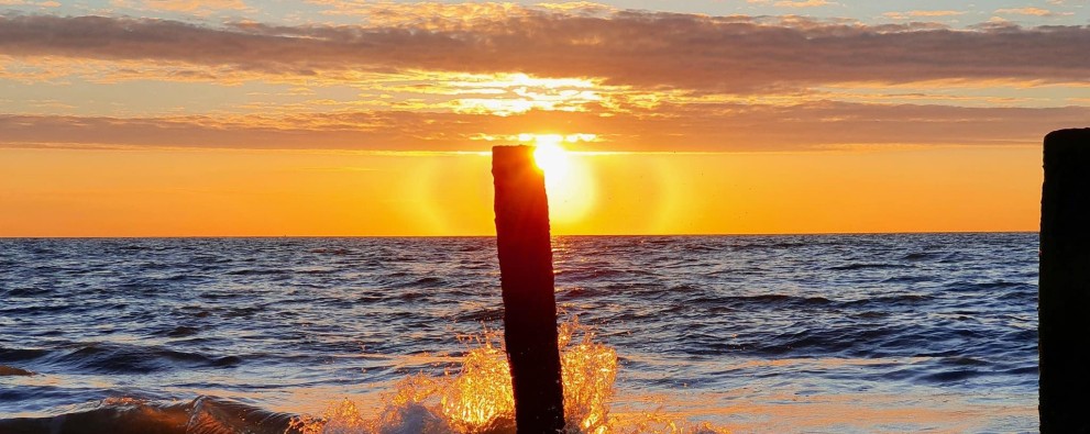 Avondzon zee strande.jpg