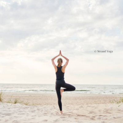 strand yoga.png