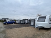 Winterkamperen caraval voortent.jpeg